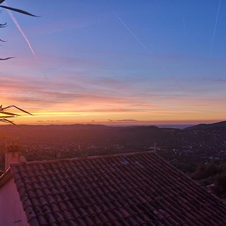 Spéracèdes Vue Mer, Au Calme, Avec Jardin ! מראה חיצוני תמונה